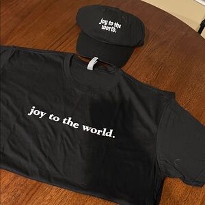 NEW Christmas Tee and Cap Set 🥰